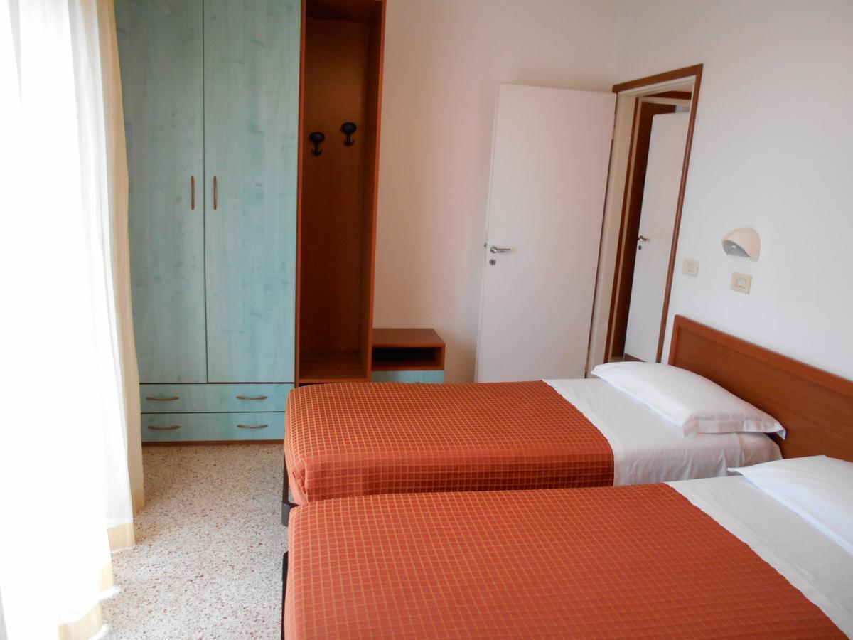 Hotel Sayonara Milano Marittima Dış mekan fotoğraf