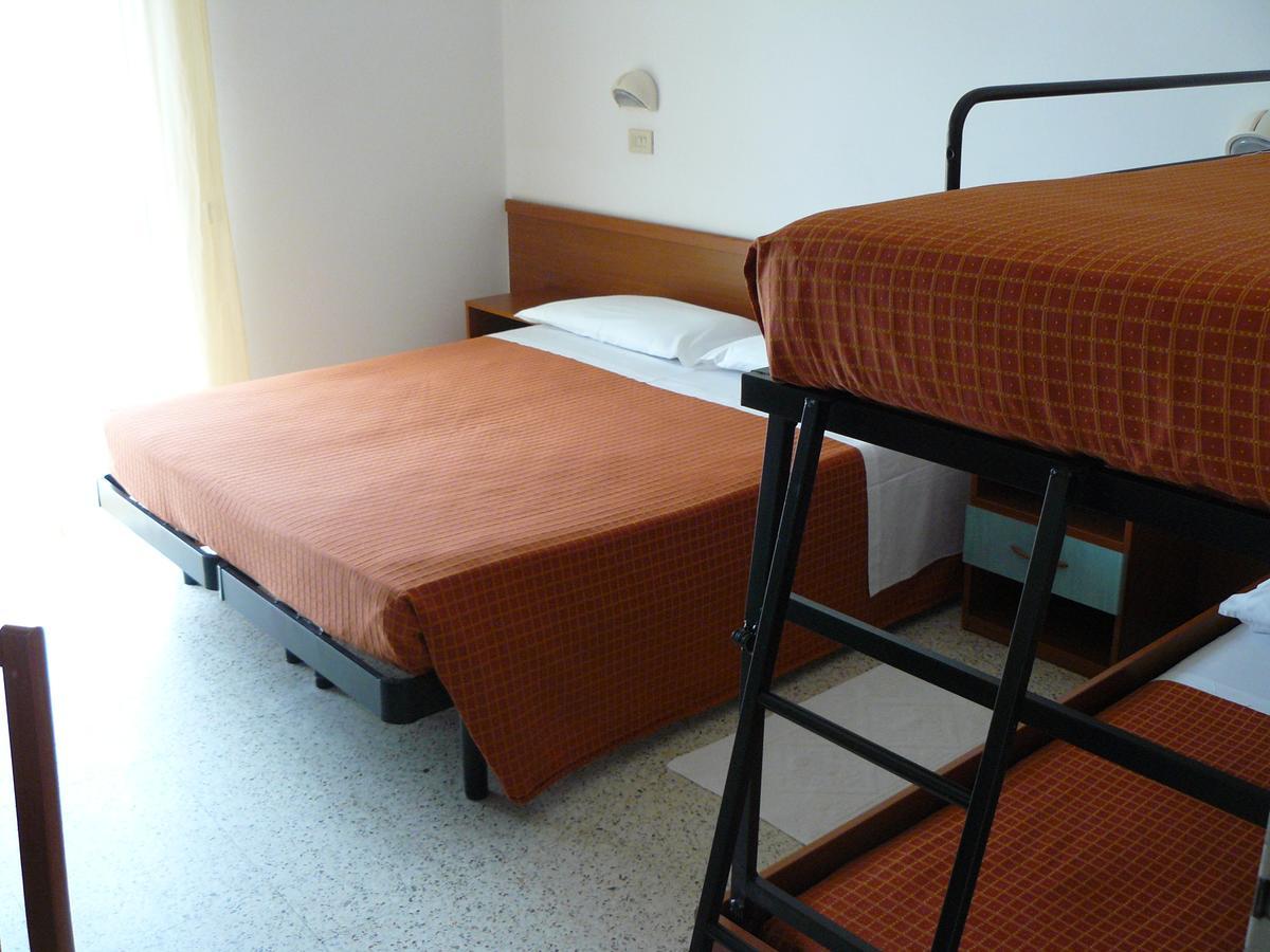 Hotel Sayonara Milano Marittima Dış mekan fotoğraf
